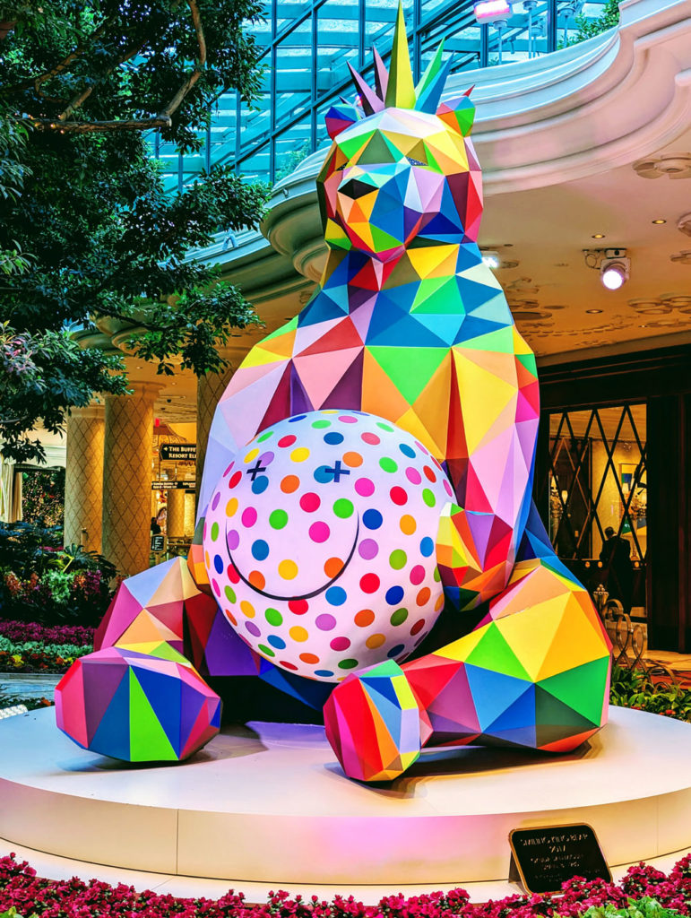 Smiling King Bear | Wynn | Las Vegas